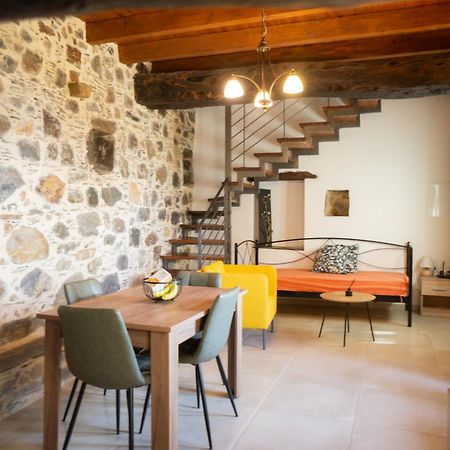 Вілла Alegria Stone House Amigdhalokefali Екстер'єр фото