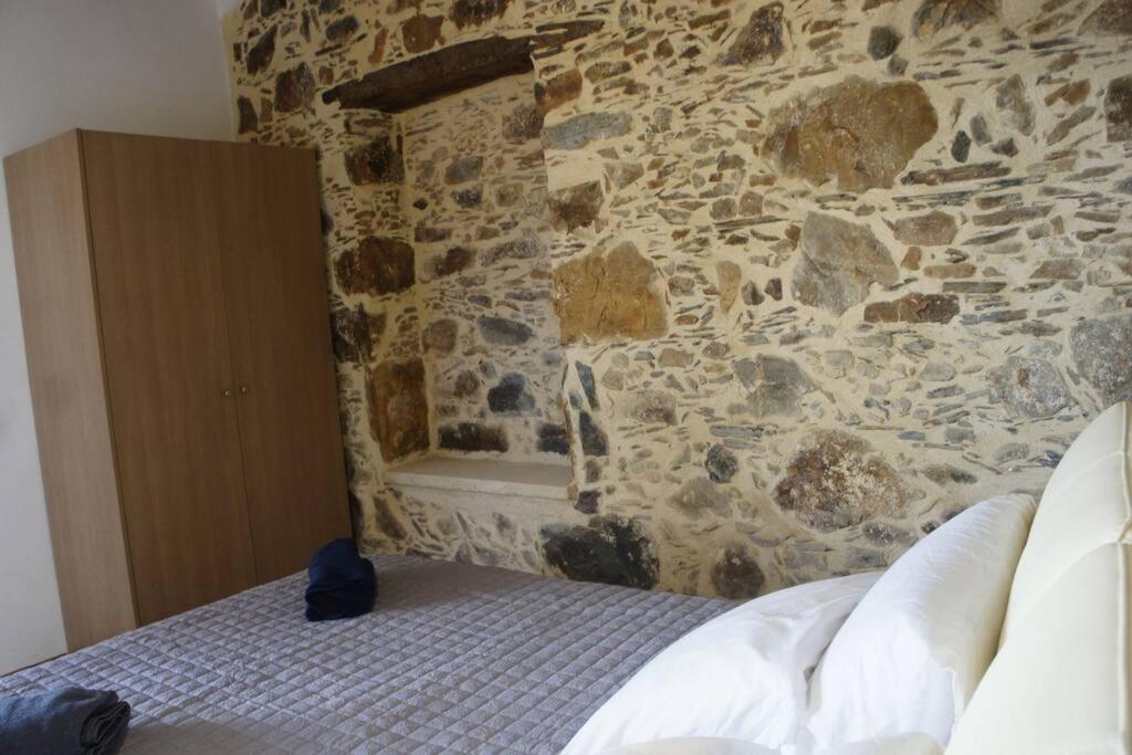 Вілла Alegria Stone House Amigdhalokefali Екстер'єр фото